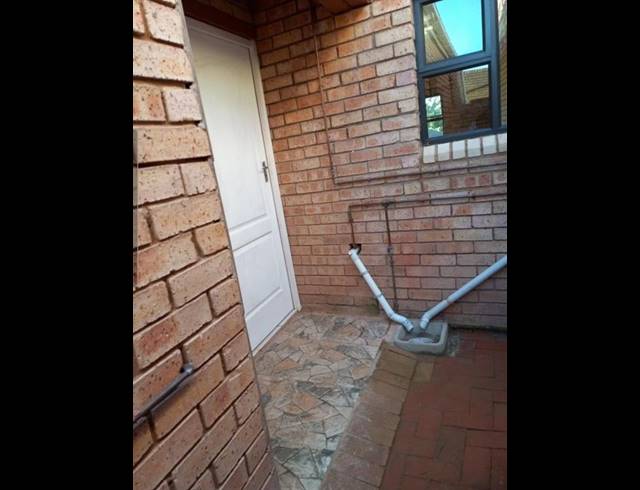 2 BEDROOM PROPERTY TO RENT IN MOUNT VERNON